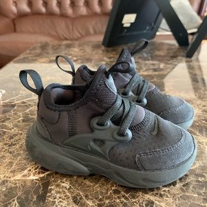NIKE RT PRESTO TODDLER BLACK SNEAKERS TRIPLE BLACK BQ4004-005 SIZE 7C